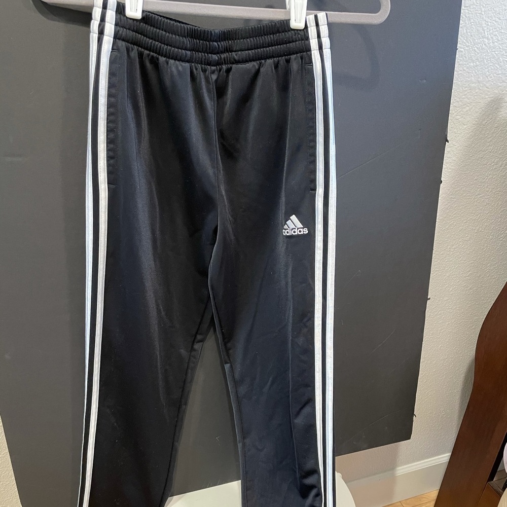 Girls Adidas sweats